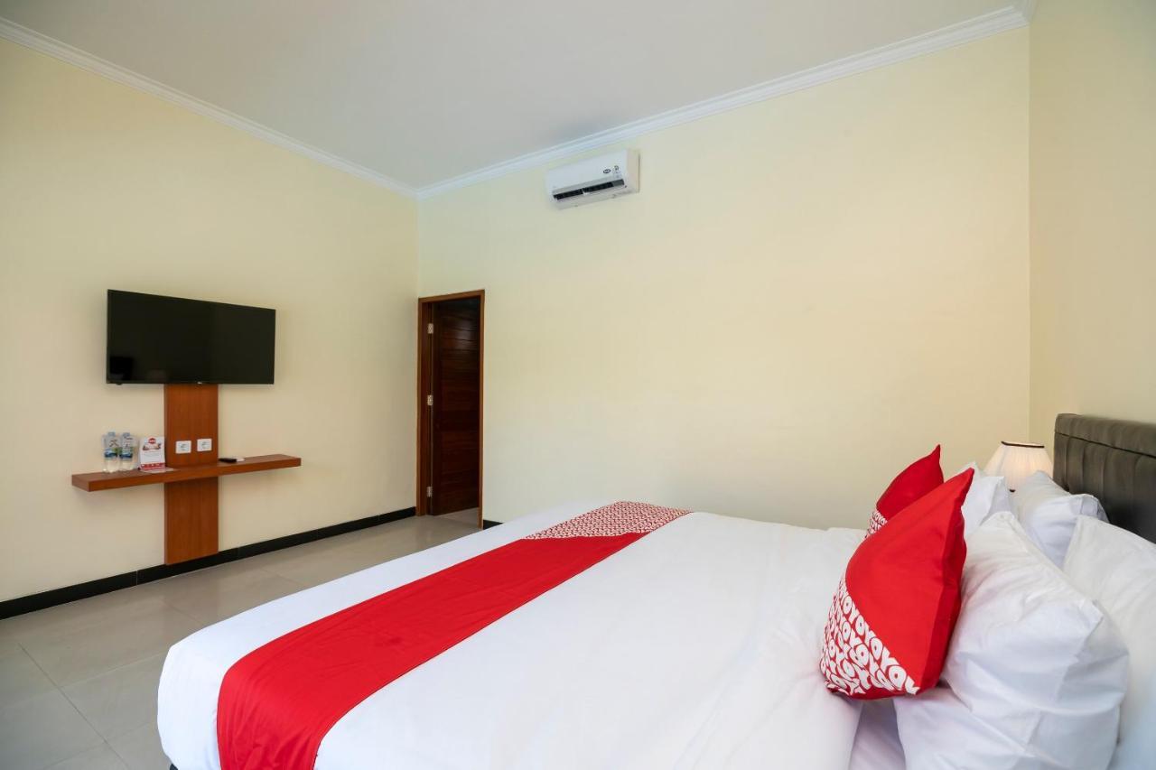 Oyo 912 Pondok Garden Bali Guesthouse นูซาดูอา ภายนอก รูปภาพ