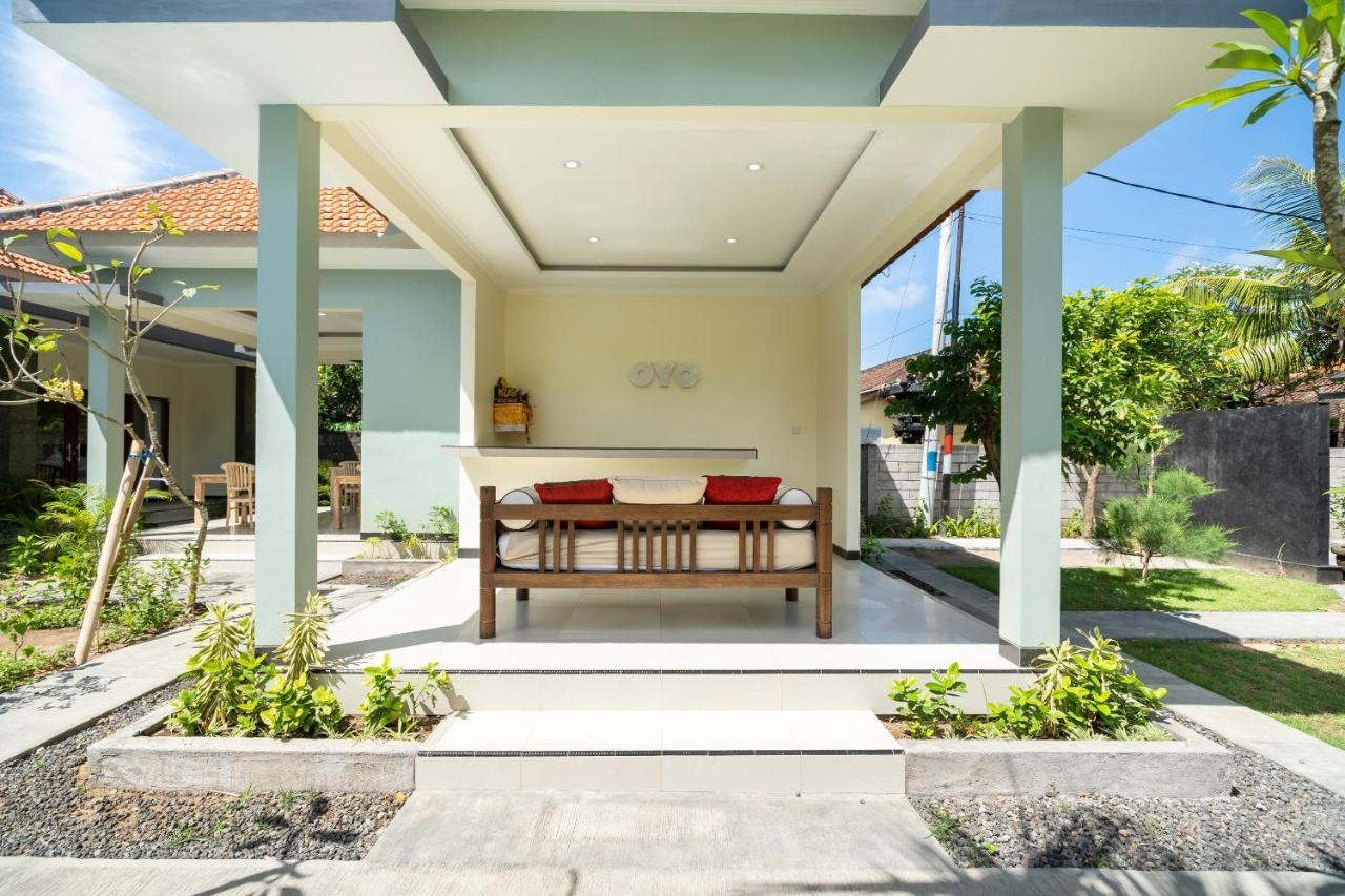 Oyo 912 Pondok Garden Bali Guesthouse นูซาดูอา ภายนอก รูปภาพ