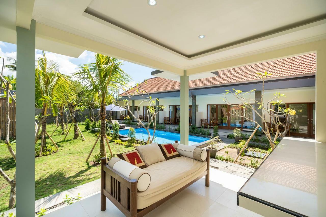 Oyo 912 Pondok Garden Bali Guesthouse นูซาดูอา ภายนอก รูปภาพ