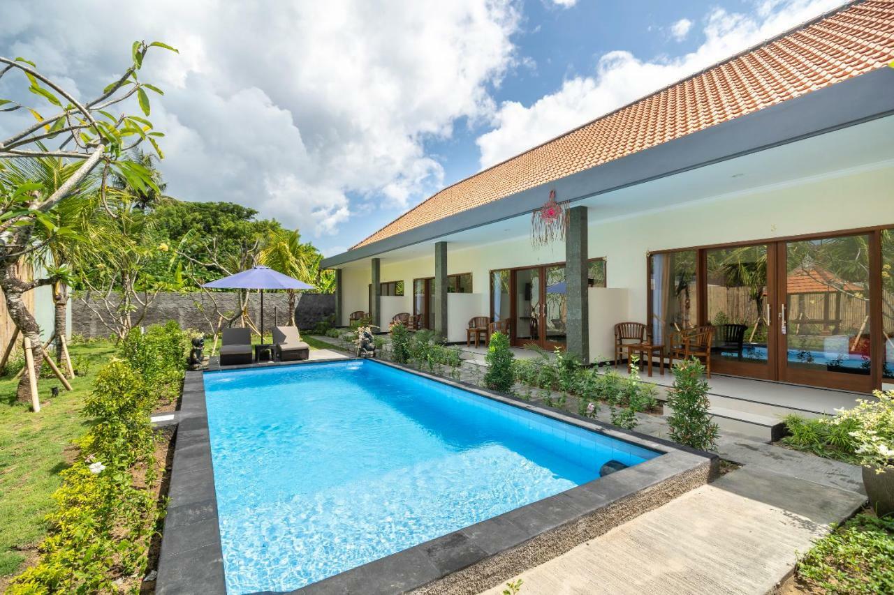 Oyo 912 Pondok Garden Bali Guesthouse นูซาดูอา ภายนอก รูปภาพ