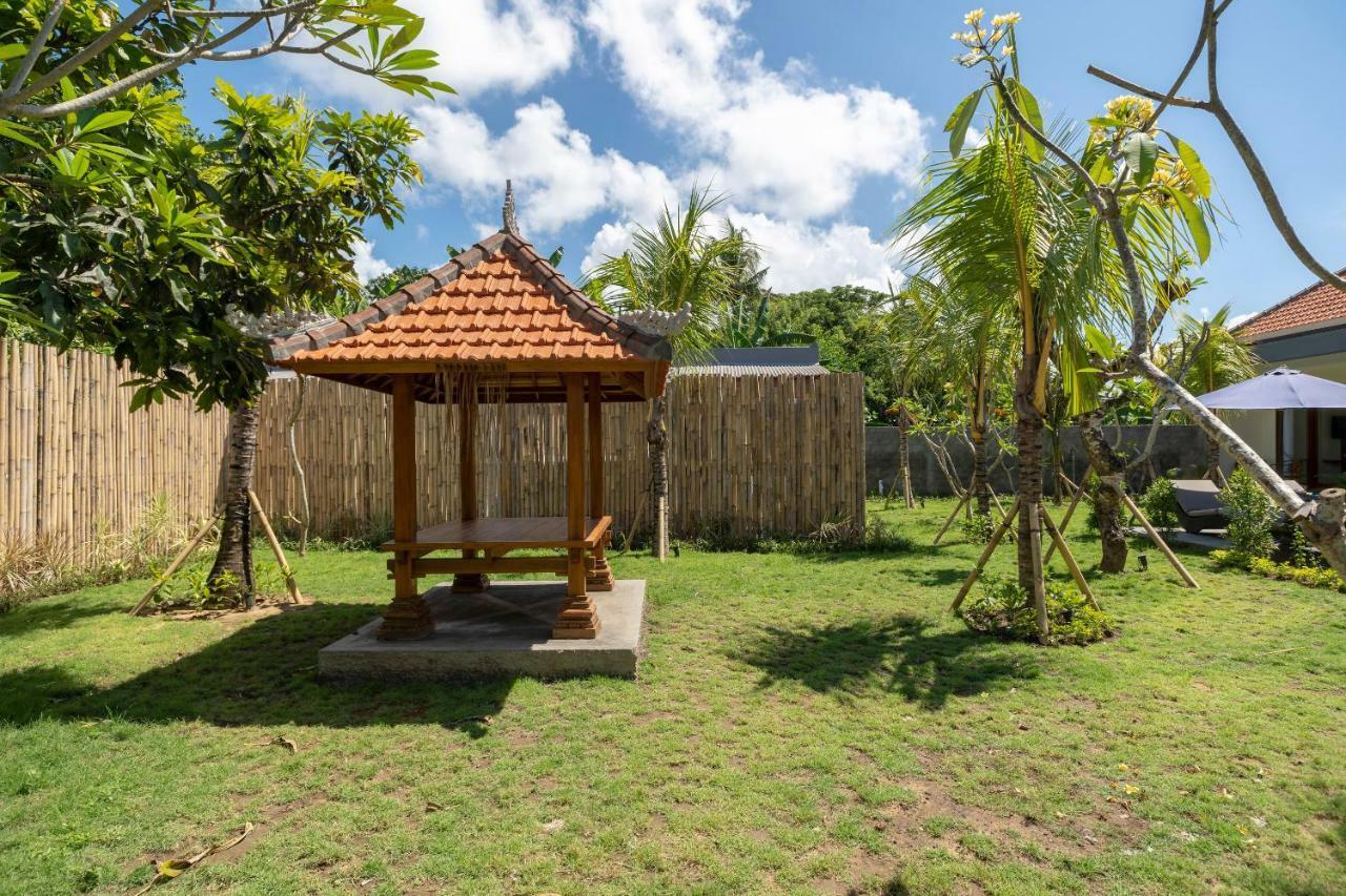 Oyo 912 Pondok Garden Bali Guesthouse นูซาดูอา ภายนอก รูปภาพ